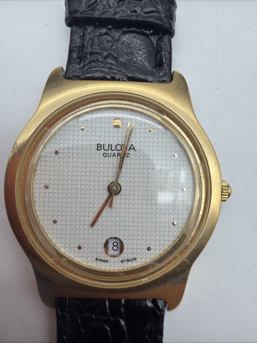 Vintage Men’s Bulova Watch 34mm For Parts Or Repair Read